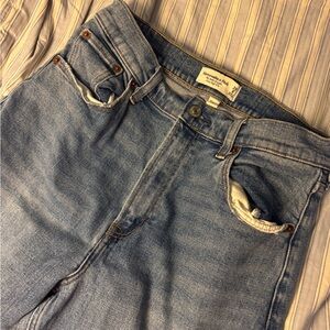 Abercrombie & Fitch Women's Medium Wash Ultra High-Rise the Ankle Straight Jeans